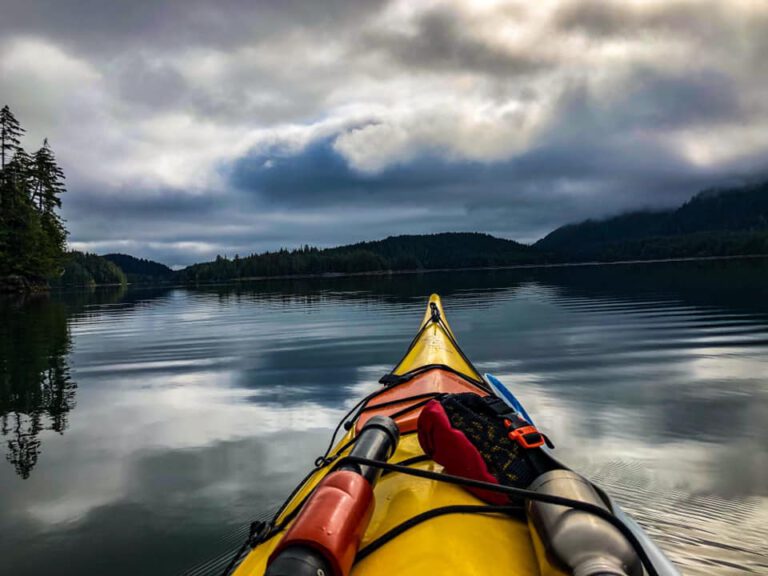 Kayaking op Haida Guaii