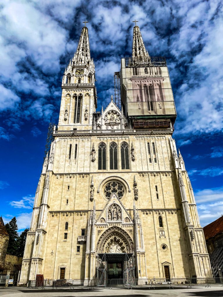 Zagreb - Kroatië - Kathedraal van de Maagd Maria